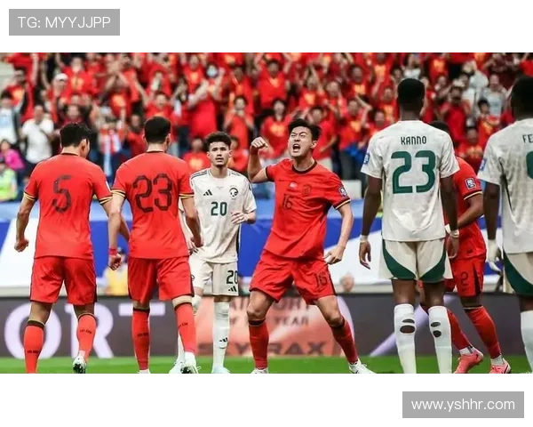 中国男足逆转取胜点燃全国激情年轻球员闪耀赛场展现全新战斗力 中国男足逆转取胜点燃全国激情年轻球员闪耀赛场展现全新战斗力