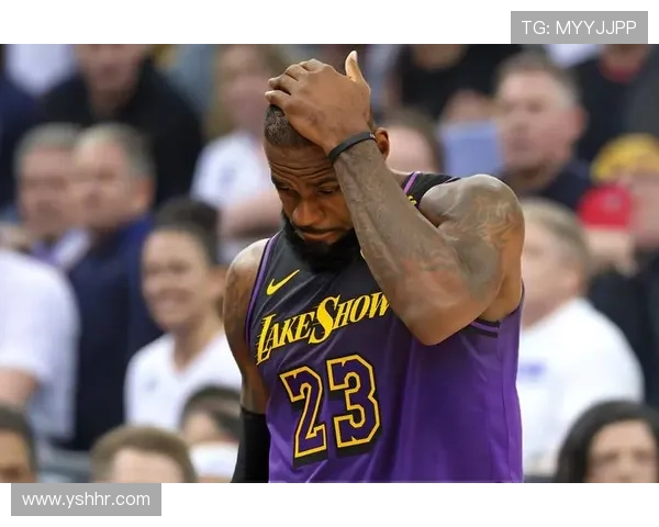 NBA赛季最新动态：詹姆斯领衔湖人逆袭快船，字母哥独得40分助雄鹿胜勇士