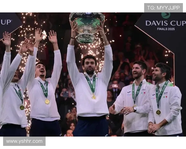 新一轮网球赛事揭幕 世界顶级选手争夺桂冠精彩纷呈