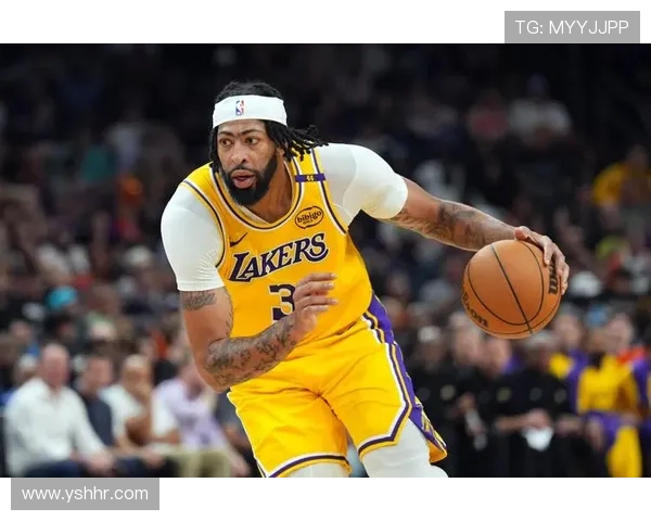 浓眉砍下30+12湖人轻取雷霆 詹姆斯缺阵依然稳健取胜