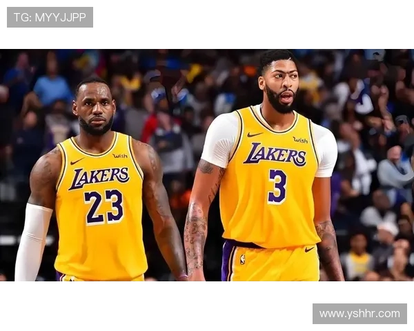 詹姆斯赛季首战砍下三双数据 湖人击败开拓者迎来开门红